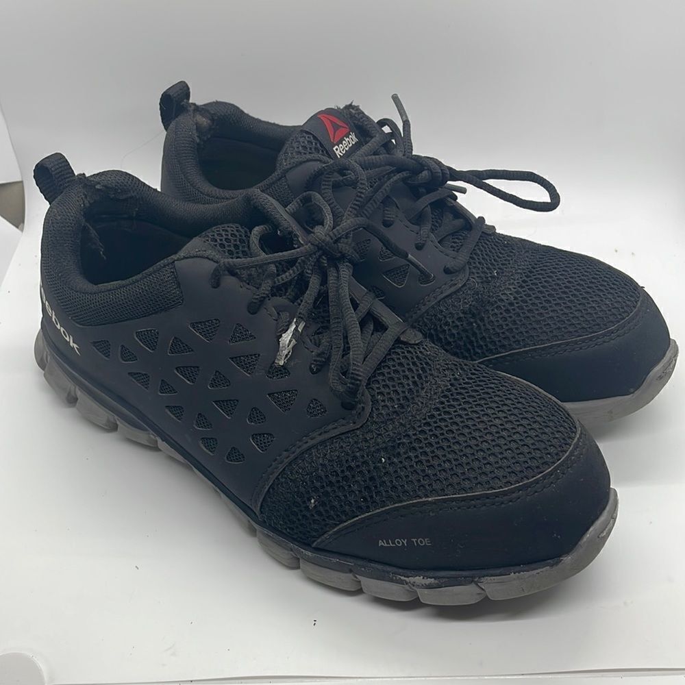 Reebok Work Shoe Sublite CushionSteel Toe Non Slip Size 7M Mens Size 9 Women
